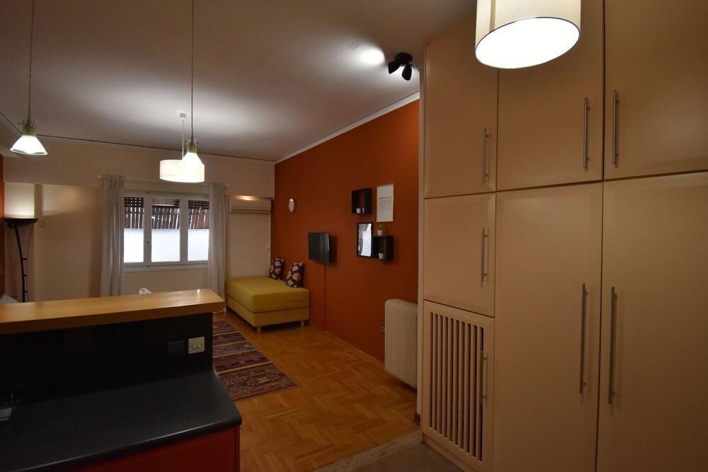 Apartamento Check Point - Down Town Atenas Exterior foto